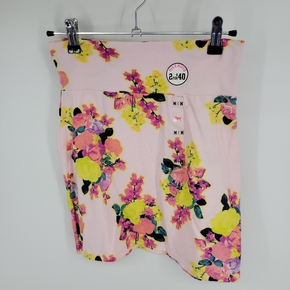 PINK Victoria’s Secret Pink Floral Mini Skirt Size M - Picture 6 of 10